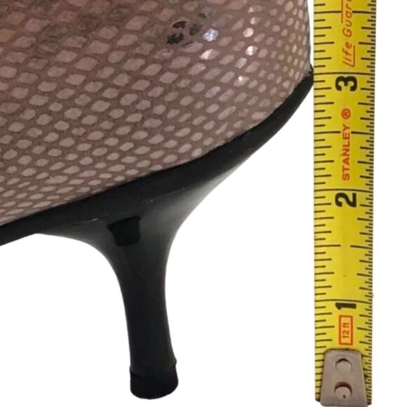 Kenneth Cole Reaction Hill Top Pump in Faux Snake Taupe - Size 8 - Picture 9 of 12